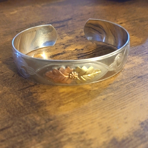 CO 10K Gold Sterling Silver Cuff Bracelet Black Hills